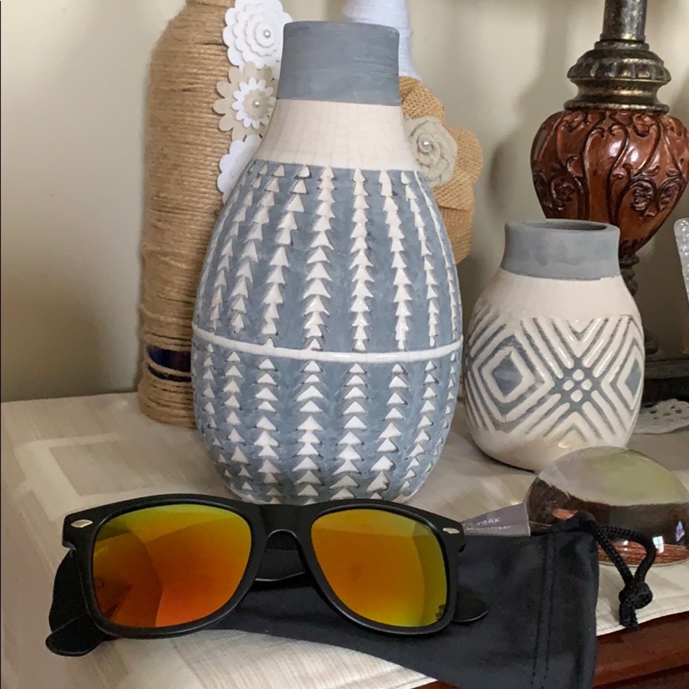 Orange mirrored sunglasses, nwot⚡️ - Picture 1 of 4